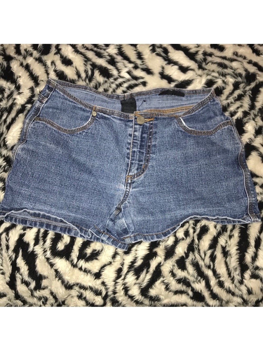 No Boundaries stretch size 5 Blue Denim shorts